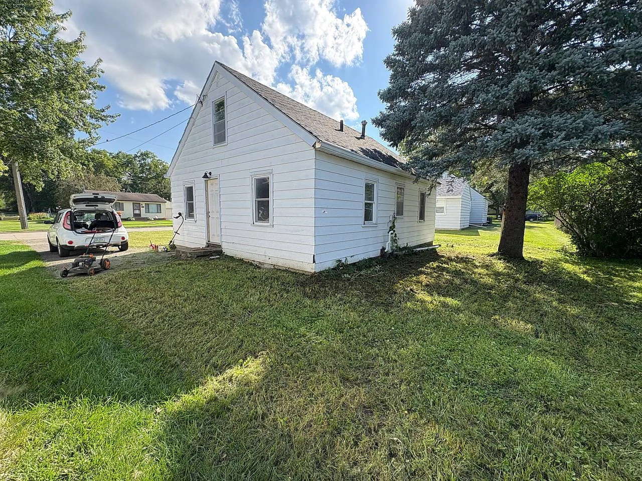 3 bed, 1020 sqft, $800 — Photo 3