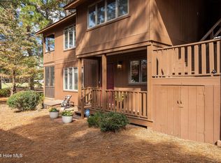 301 Fairway Ct, Southern Pines, NC 28387