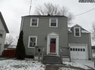 3206 10th St NW, Canton, OH 44708