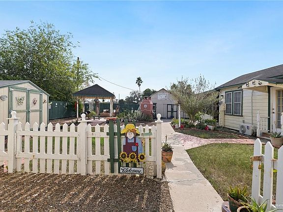 3rd image of 620 E Agostadero St
