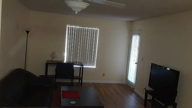 1 bed, 600 sqft, $2,798 — Photo 2