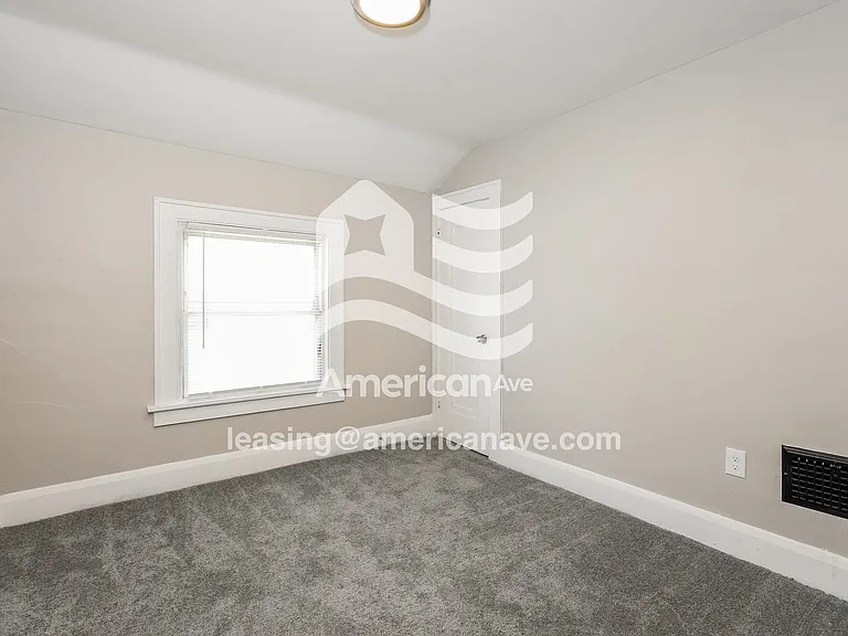 1553679_013_wm_-_bedroom_13061242.jpg
