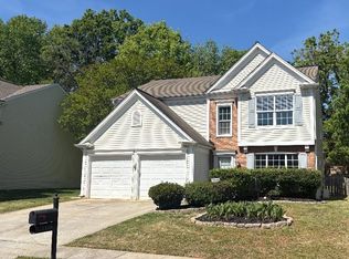 7519 Eurostar Dr, Charlotte, NC 28213
