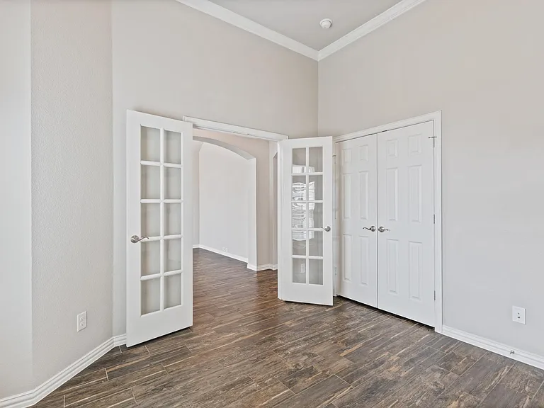 5821 Humber Ln — Photo 8
