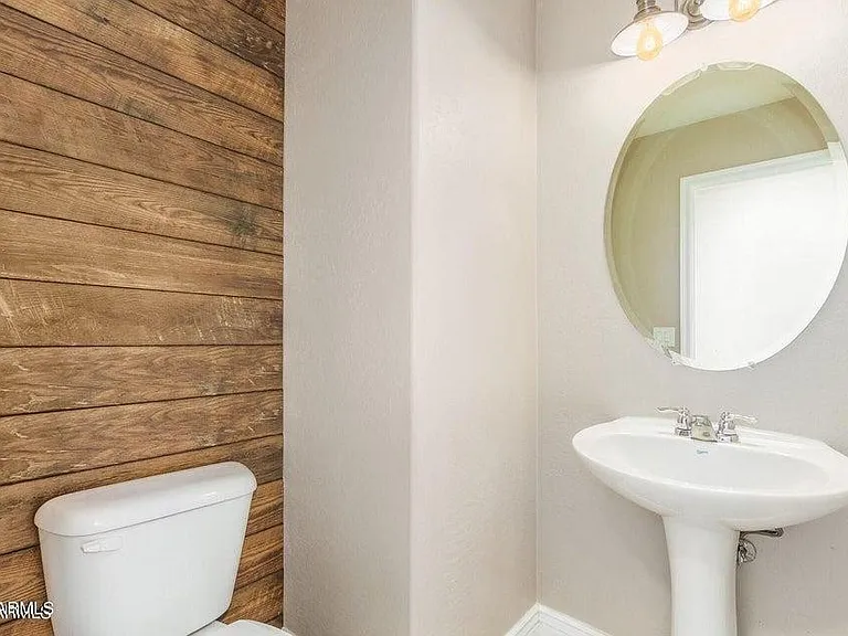 3828 E Bridgeport Pkwy — Photo 18