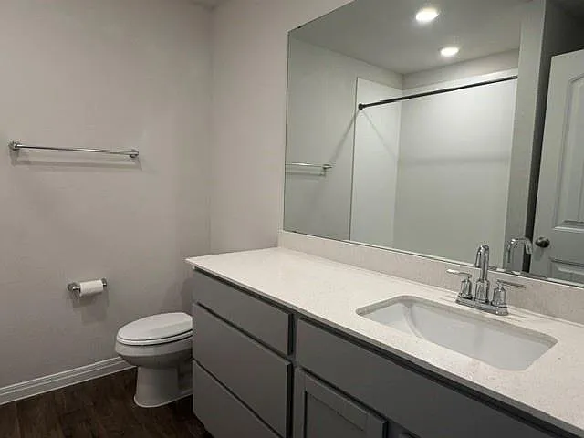 101 Lbj Ln — Photo 14