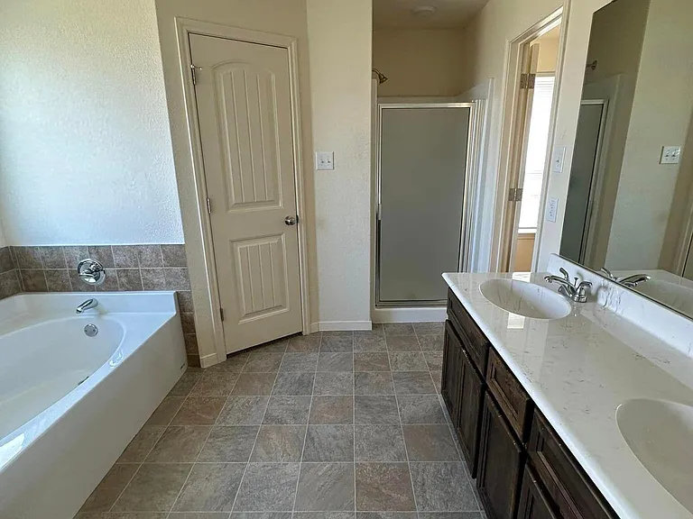6710 Keechi Valley Dr — Photo 18