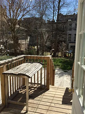 Rented by HFF Realty LLC | media 32