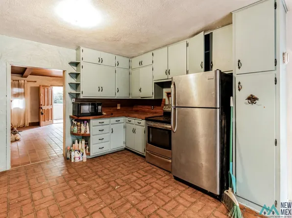 1715 S Avenue M, Portales, NM 88130