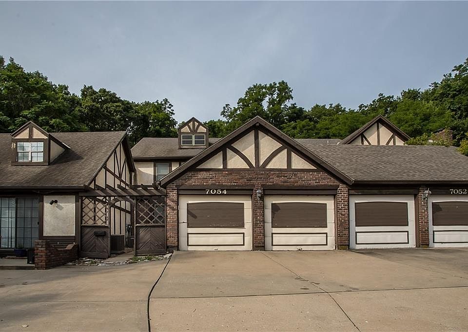 1st image of 7054 Lakeshore Dr