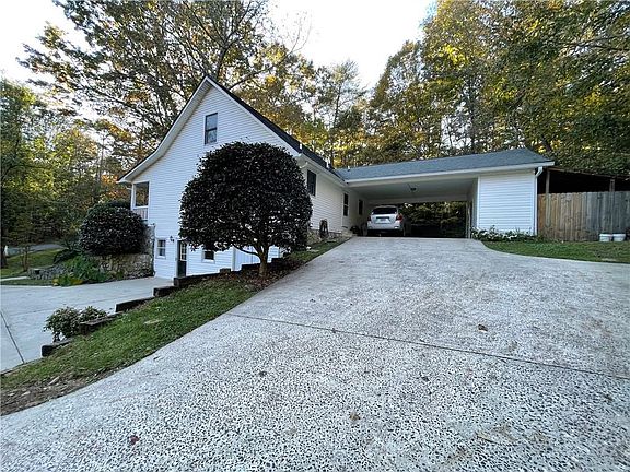 3rd image of 59 Forest Glen Dr