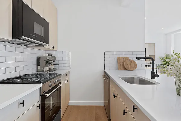 Rented by Freestone Property Group | media 3