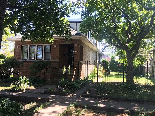 1st image of 2517 N 73rd Ave