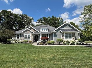 25180 Rocky Harbour Dr, Perrysburg, OH 43551