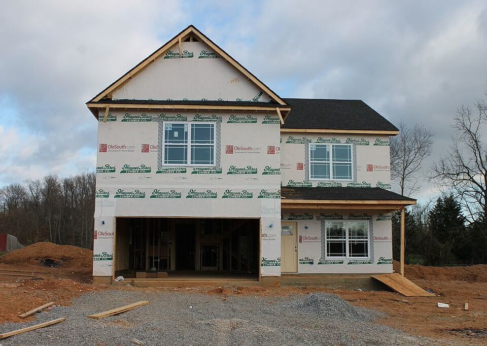 1st image of 108 Thomas Traylor Ln