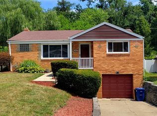 1035 Sanda Dr, Pittsburgh, PA 15227