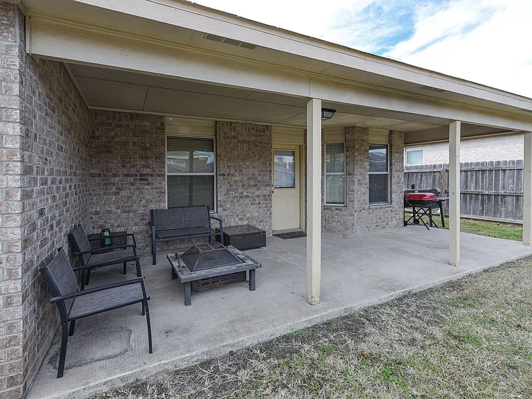 3703 Frigate Dr — Photo 16