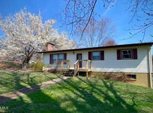 204 Florence Dr, Blountville, TN 37617