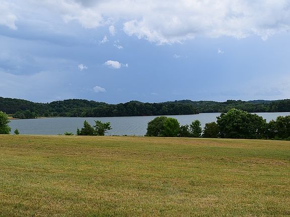 2nd image of 1420 Legacy Bay Dr
