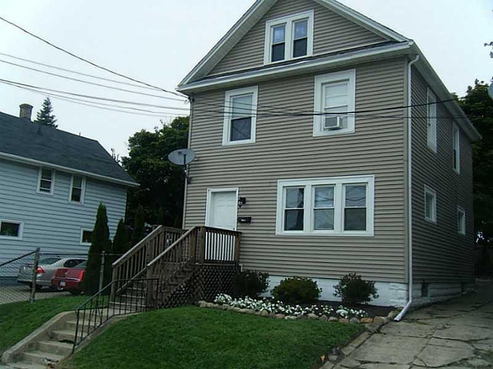 1st image of 2511 French St