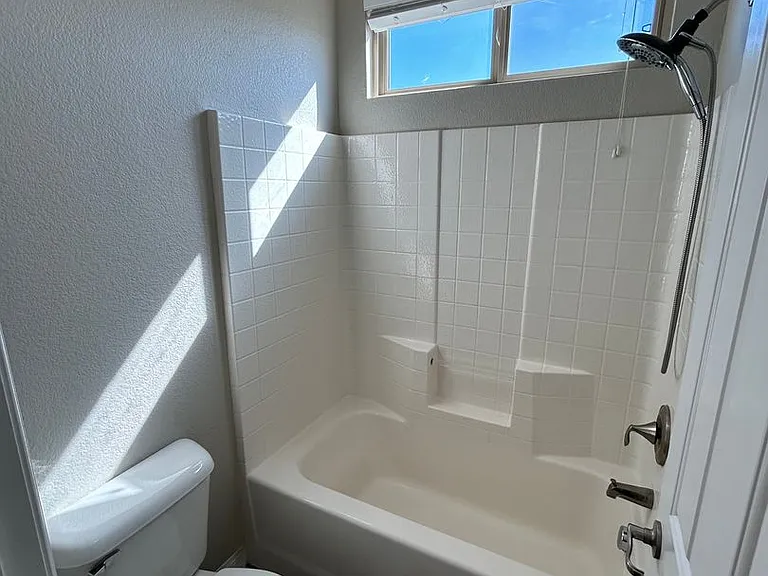 10743 Knickerbocker Ave — Photo 31