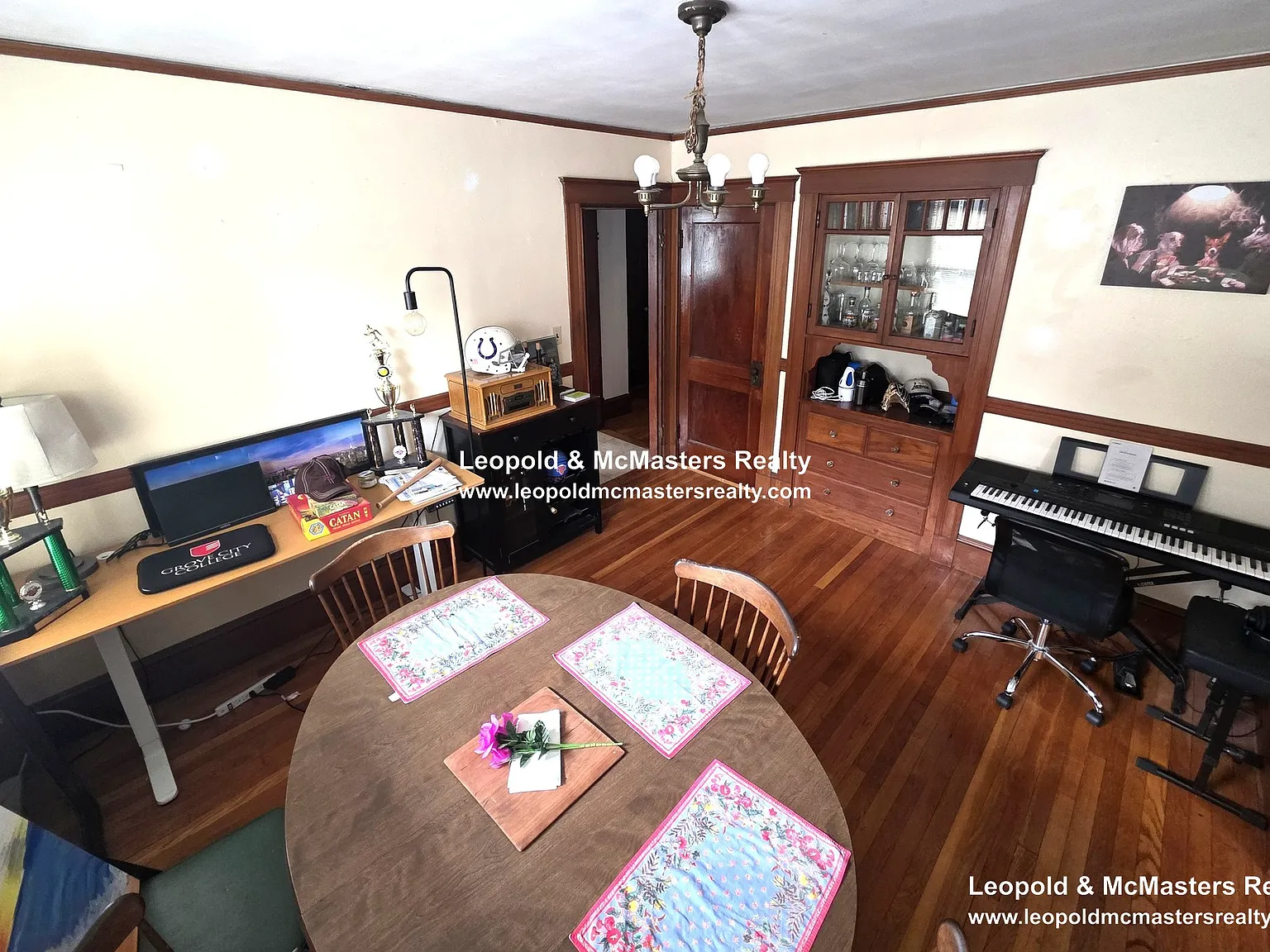 3 bed, 1.0 bath, 1200 sqft, $3,600 — Photo 4