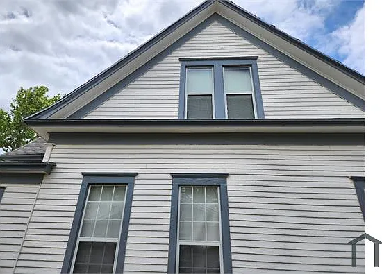 414 N Main St — Photo 2