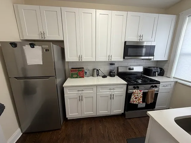 1742 W Touhy Ave #3N — Photo 5