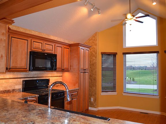 2nd image of 3598 Greenview Dr