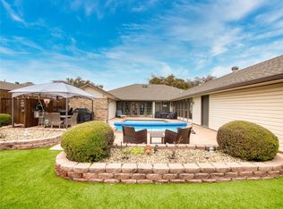 2246 Valley Ml, Carrollton, TX 75006