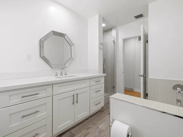 1808 Fern Ln — Photo 22