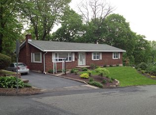 213 S 16th St, Pottsville, PA 17901