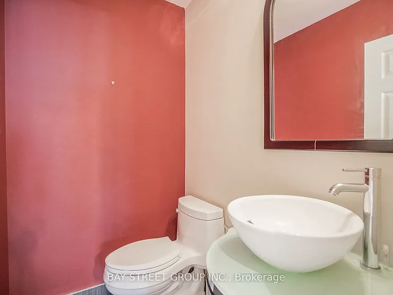 28 Wembley Ave — Photo 14