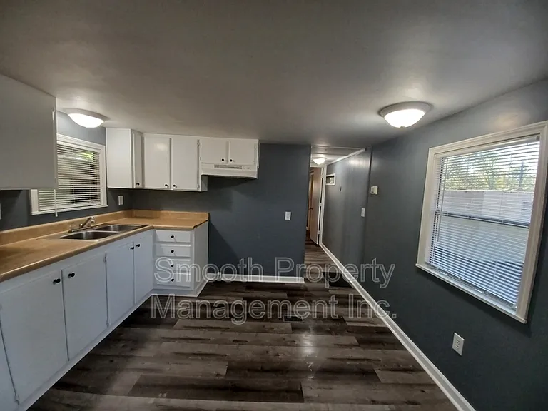 191 E Oakfield Rd #8 — Photo 8