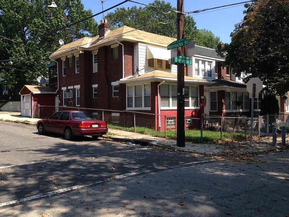 2nd image of 1201 Overington St