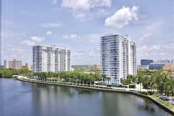 Home For Sale In Admirals Port