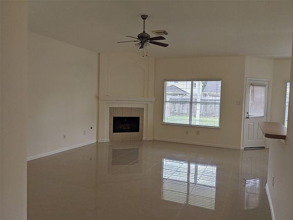 3rd image of 25211 Sierra Woods Ln