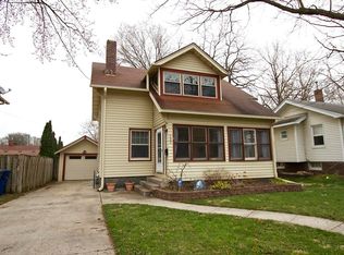 633 34th St, Des Moines, IA 50312