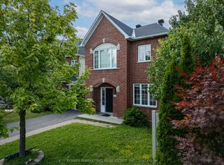 2316 Longwater St, Ottawa, ON K1W 1K7
