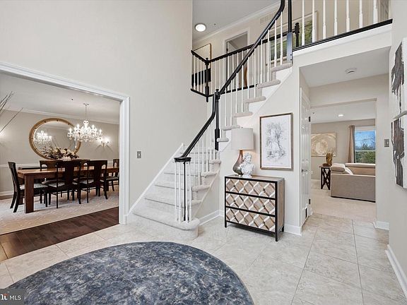 3rd image of 352 Sentry Ln