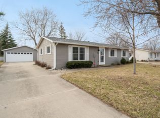 2405 Hamilton St, Oshkosh, WI 54901
