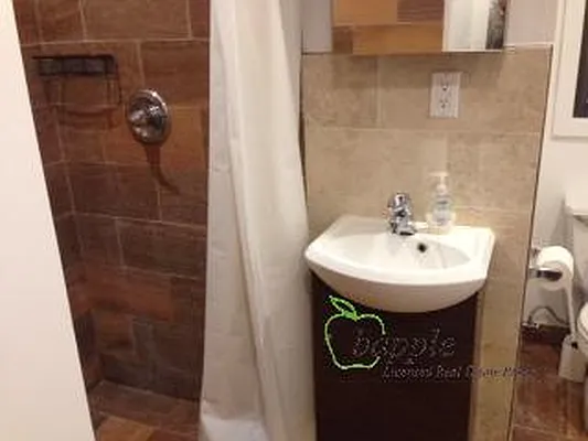 Rented by Bapple | media 41