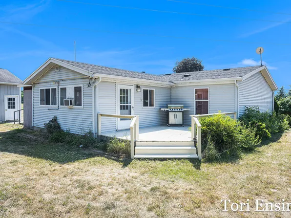 11778 N Wyman Rd, Blanchard, MI 49310