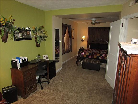 4th image of 2328 E Bailey Rd