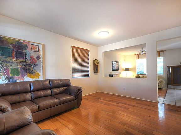 5th image of 2386 Stone River Ct