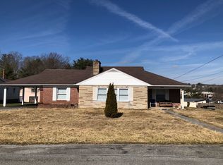 102 Summit St, Princeton, WV 24740