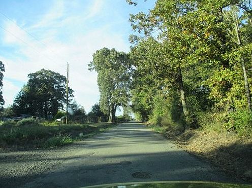 2nd image of 454 Joe Baty Rd