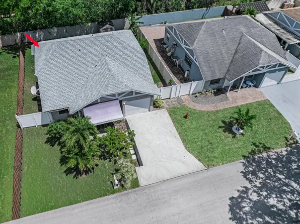 23428 Country Club Drive E, Boca Raton, FL 33428