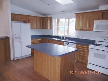 2nd image of 1185 Fir St