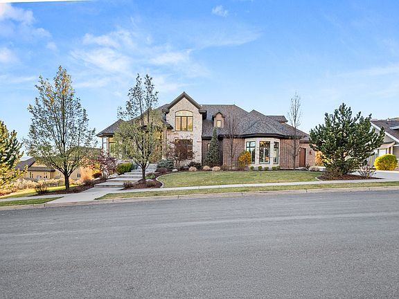 4th image of 1205 N Elk Ridge Ln #202